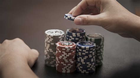 Poker Math Made Easy: Strategies for Calculating Pot Odds.